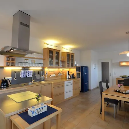 Regina Apartman Schrems