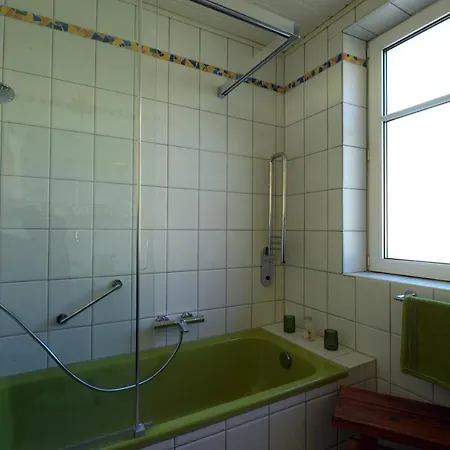 Regina Apartman Schrems